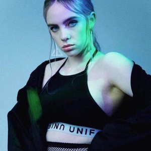 Голая Билли Айлиш