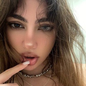 Голая Diana Rosca