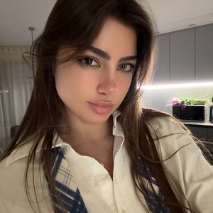 Голая Diana Rosca