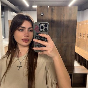 Голая Diana Rosca
