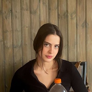 Голая Dorozea