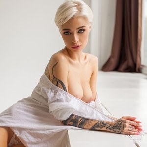Голая Анастасия Хамраева