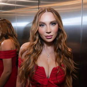 Голая Юлия Годунова