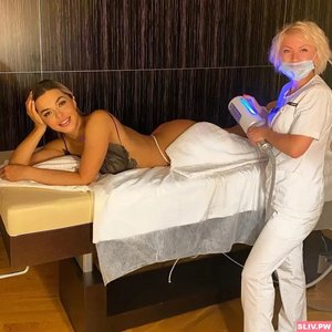 Голая Карина Зверева