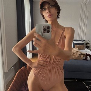 Голая Екатерина Варнава