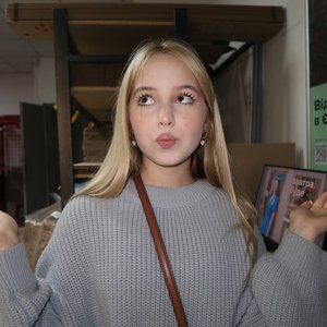 Голая Ксюша Авдеева Из Шгш
