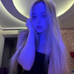 Голая Ксюша Авдеева Из Шгш