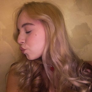 Голая Ксюша Авдеева Из Шгш