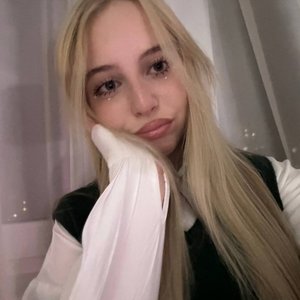 Голая Ксюша Авдеева Из Шгш