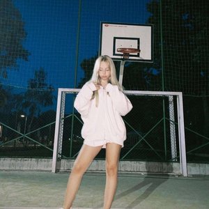 Голая Ксюша Авдеева Из Шгш