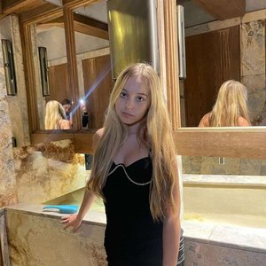 Голая Ксюша Авдеева Из Шгш