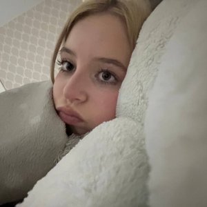 Голая Ксюша Авдеева Из Шгш