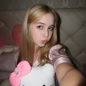 Голая Ксюша Авдеева Из Шгш