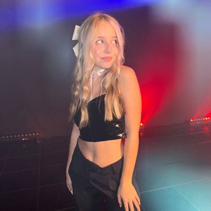 Голая Ксюша Авдеева Из Шгш