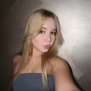 Голая Ксюша Авдеева Из Шгш