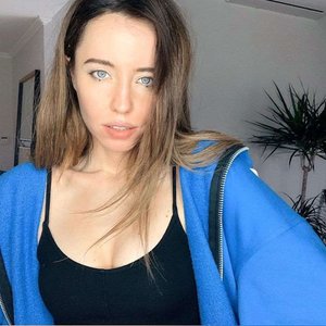 Голая Надя Дорофеева