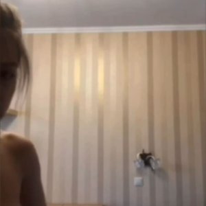 Голая Настя Манастя
