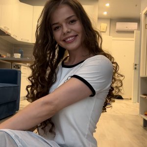 Голая Настя Манастя