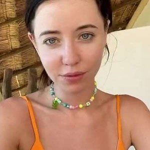 Голая Надя Дорофеева