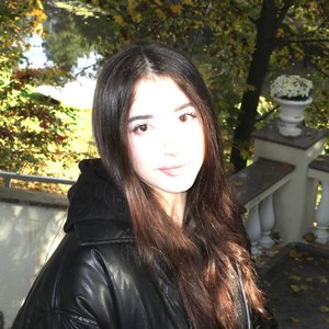 Голая Ниярка