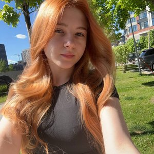 Голая Гаечка