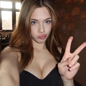 Голая Аня Акулич