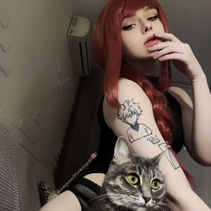 Голая Pinkguno