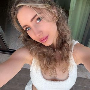Голая Юлия Вавилова