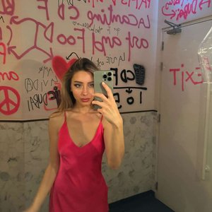 Голая Юлия Вавилова