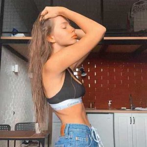 Голая Вишенка