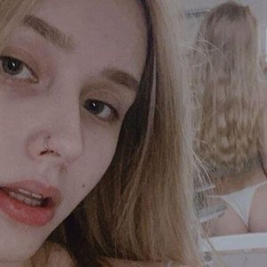 Голая Whylollycry