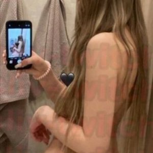 Голая Whylollycry