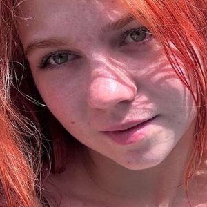 Голая Александра Трусова