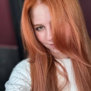 Голая Александра Трусова