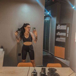 Голая Карина Аракелян