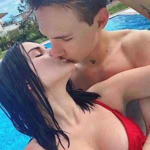 Голая Карина Аракелян