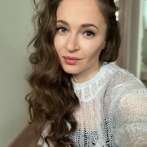 Голая Мария Певчих