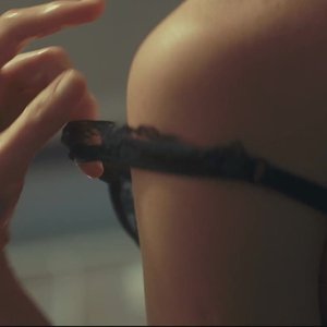 Голая Полина Максимова
