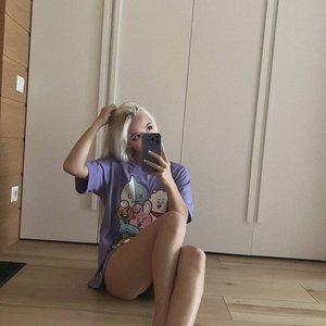 Голая Симбочка