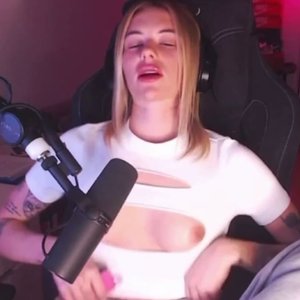 Голая Алина Олешева