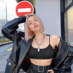 Голая Алина Олешева