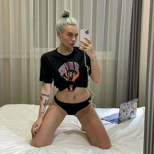 Голая Алина Олешева