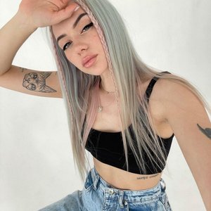 Голая Алина Олешева