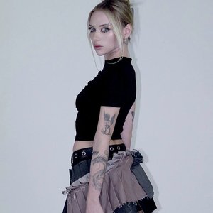 Голая Алина Олешева