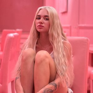 Голая Алина Олешева