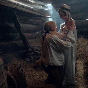 Голая Агата Муцениеце