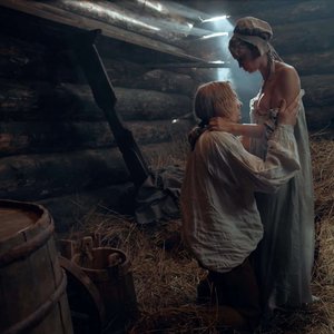 Голая Агата Муцениеце