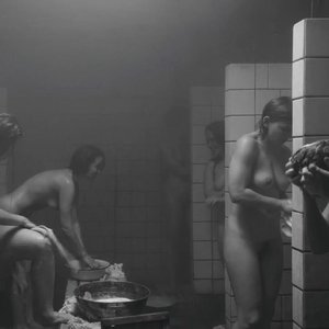 Голая Юлия Пересильд