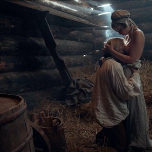 Голая Агата Муцениеце