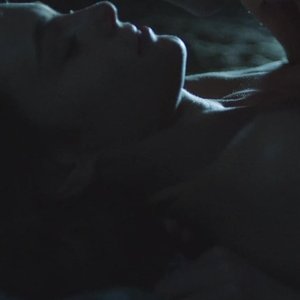 Голая Ангелина Стречина